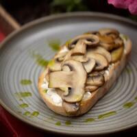 купить Тапас с шампиньонами Тапас с шампиньонами заказать доставку ROJO ресторан Алматы